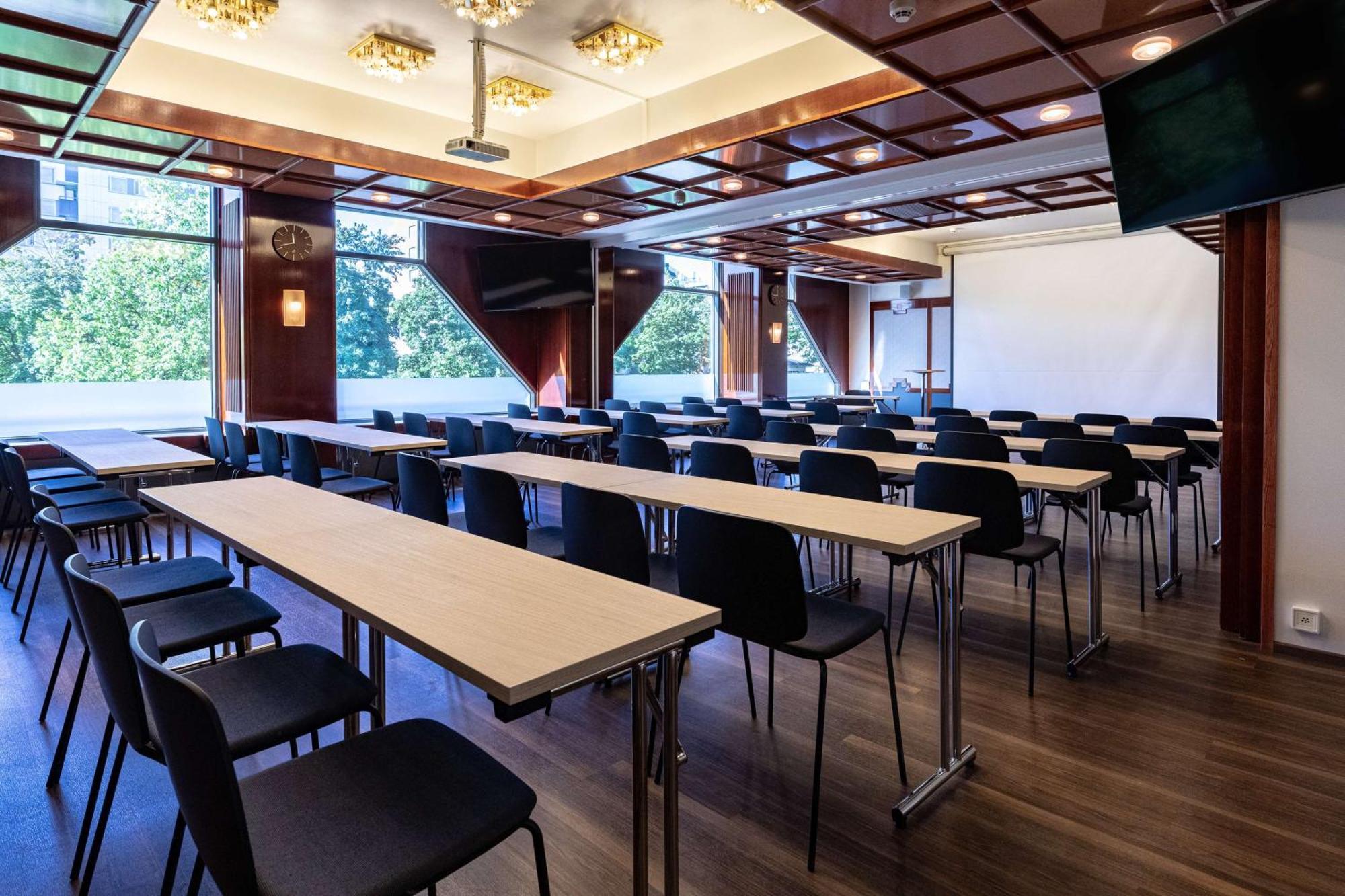 于韦斯屈莱站斯堪迪克酒店 Jyväskylä 外观 照片